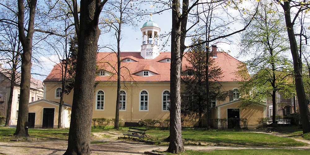 Der Kirchgarten in Kleinwelka Der Kirchgarten in Kleinwelka