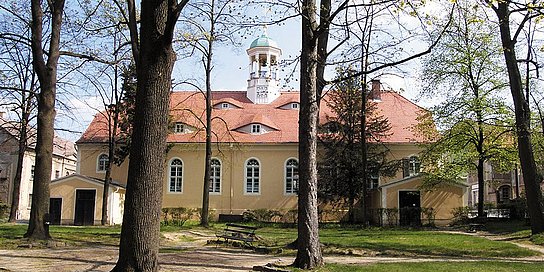 Der Kirchgarten in Kleinwelka Der Kirchgarten in Kleinwelka