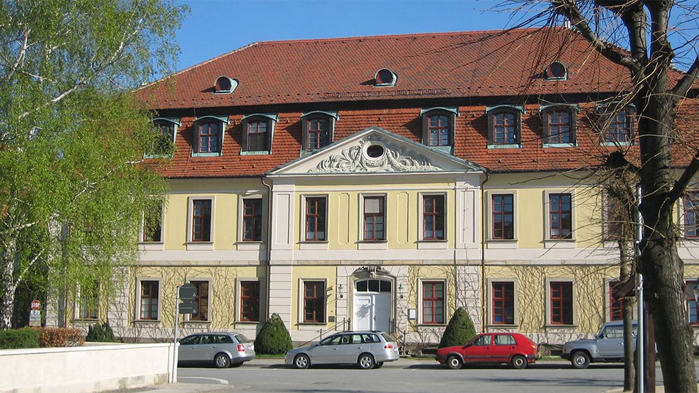 Zinzendorf-Haus-1140x570